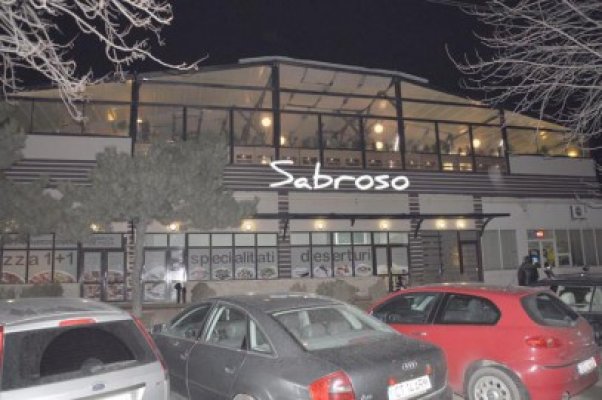 O persoană a căzut de pe Terasa Sabroso din Mamaia